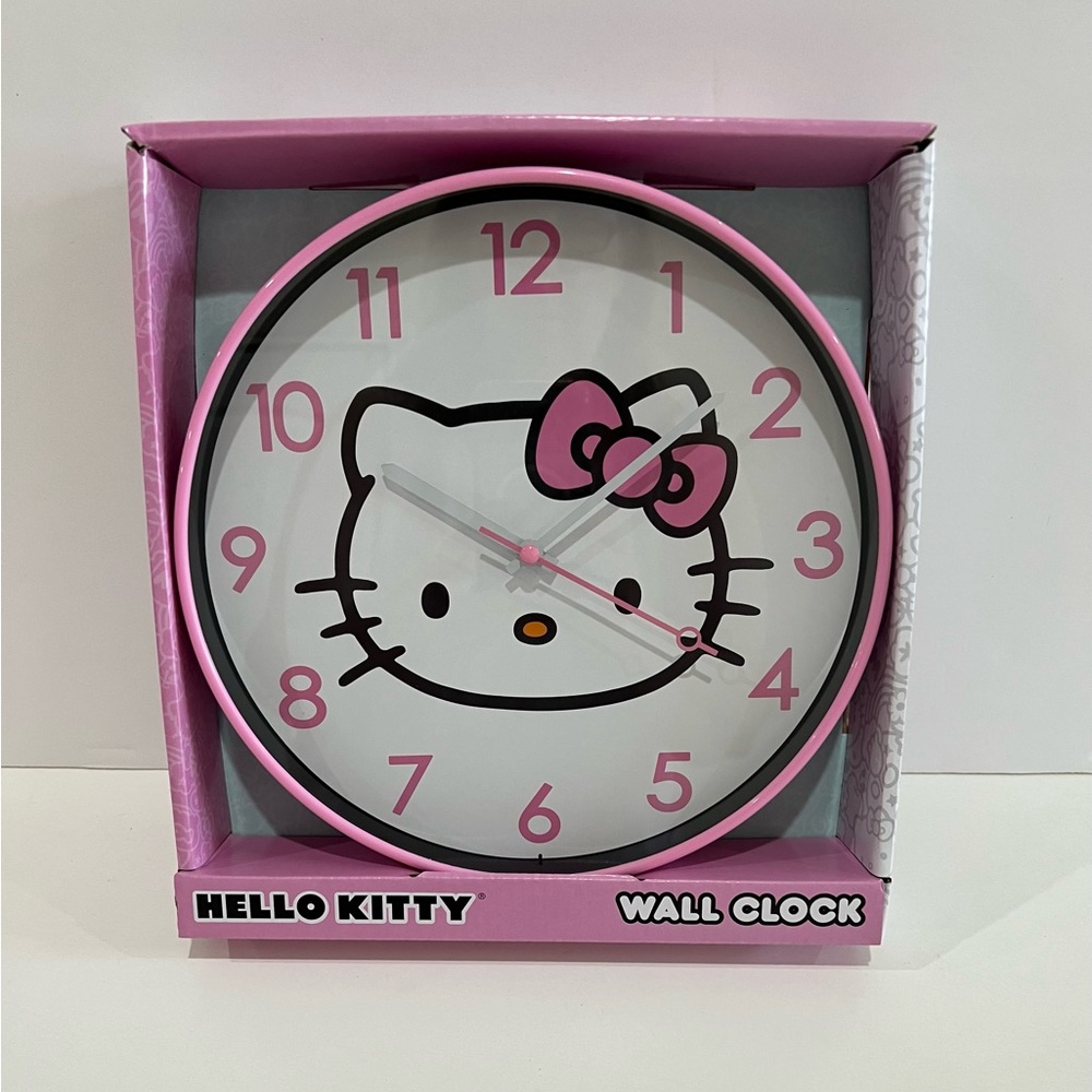Hello Kitty Pink and White Clock